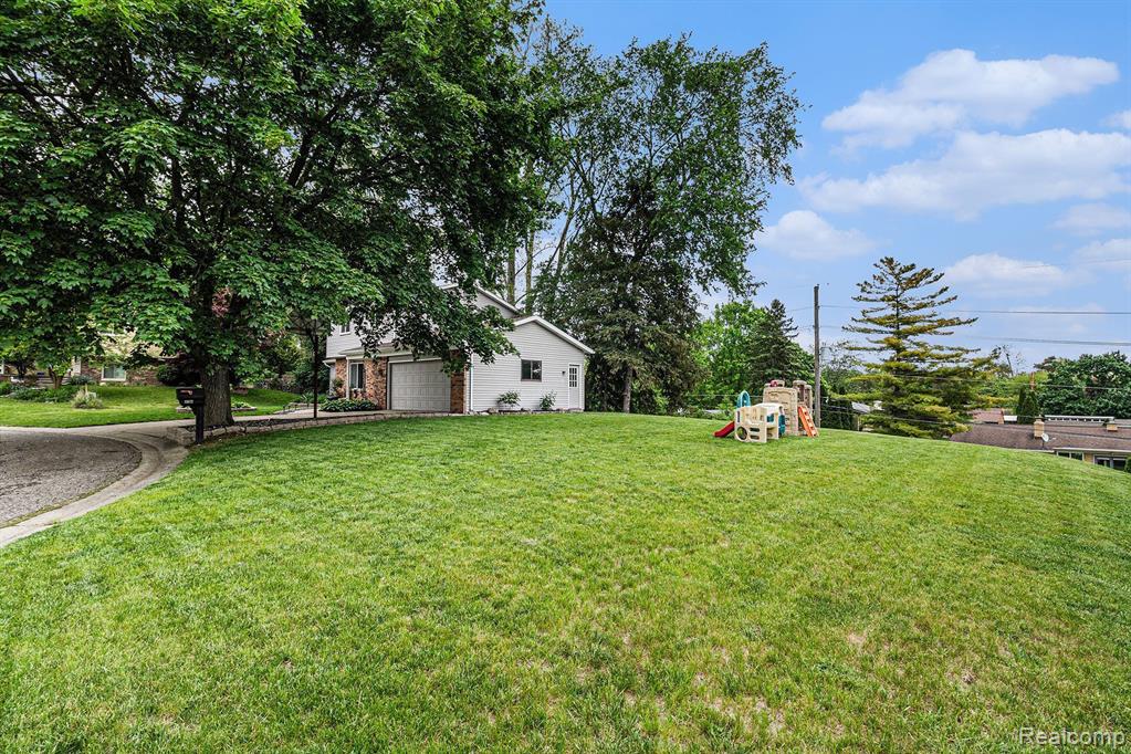 4784 HALF PENNY, Commerce Twp, MI 48382 — Photo 31