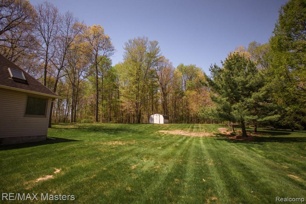 27178 John Drive, New Boston, MI 48164 — Photo 12