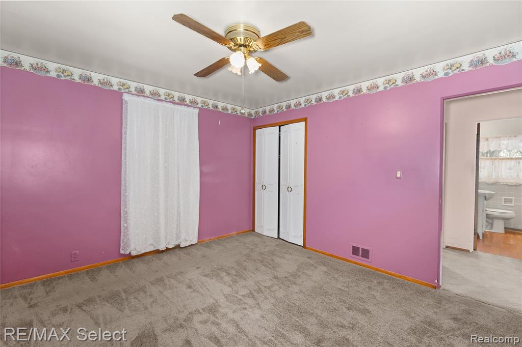 4298 Farmcrest Street, Burton, MI 48509 — Photo 22