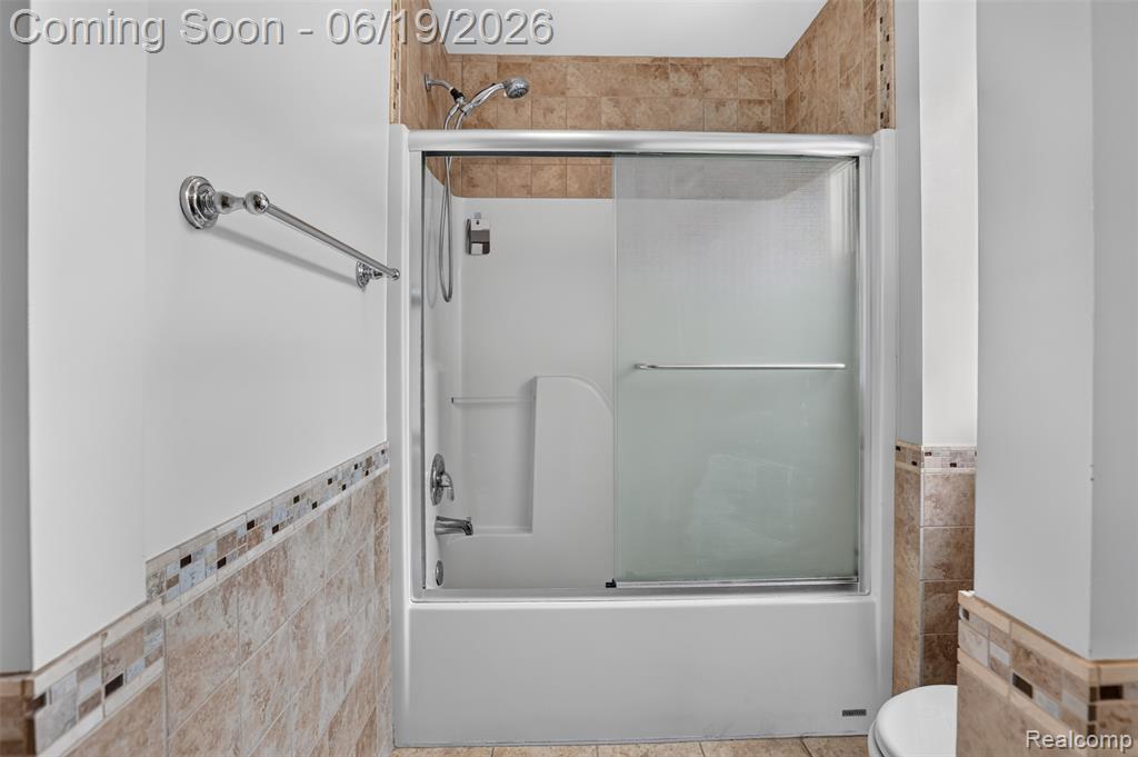5001 Meadow Crest Circle, Holly, MI 48442 — Photo 25