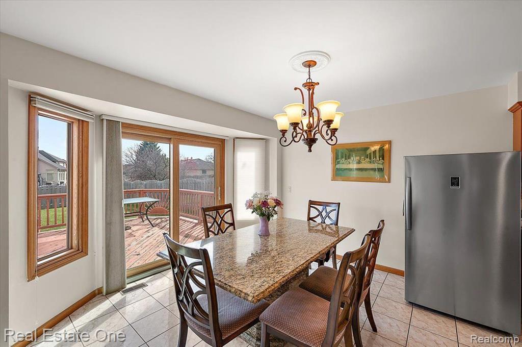 4836 CORRIANDER Drive, Sterling Heights, MI 48314 — Photo 28