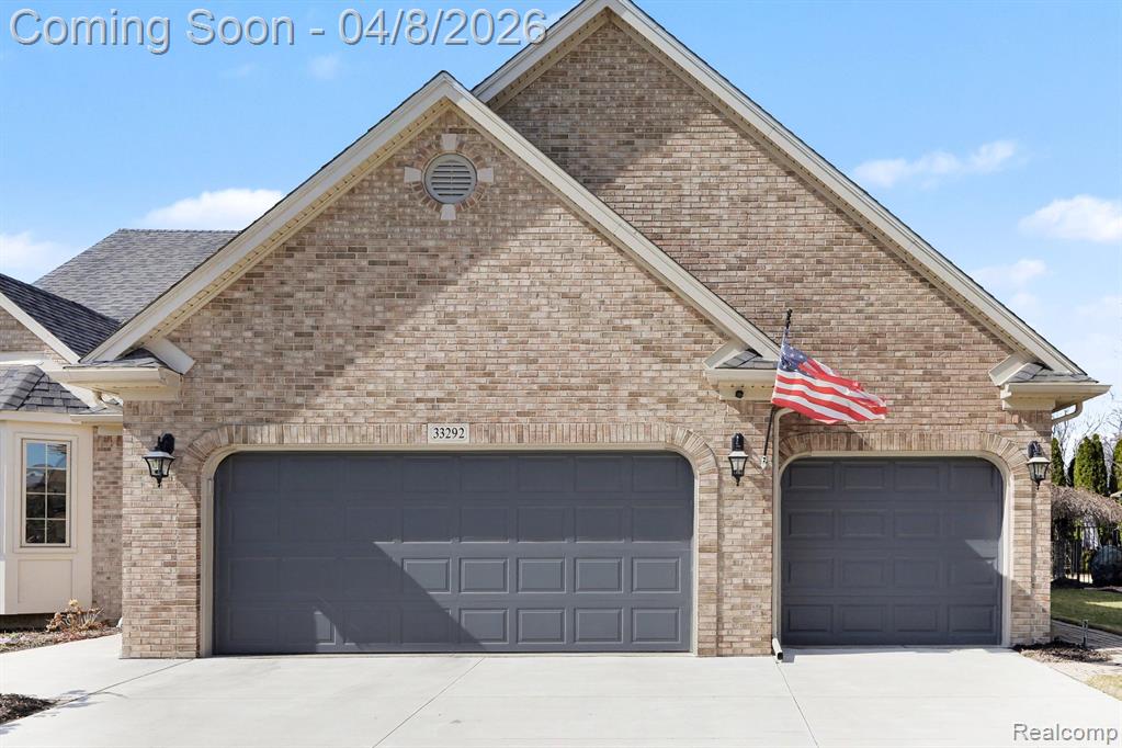 33292 Mallard Drive, Rockwood, MI — Photo 2
