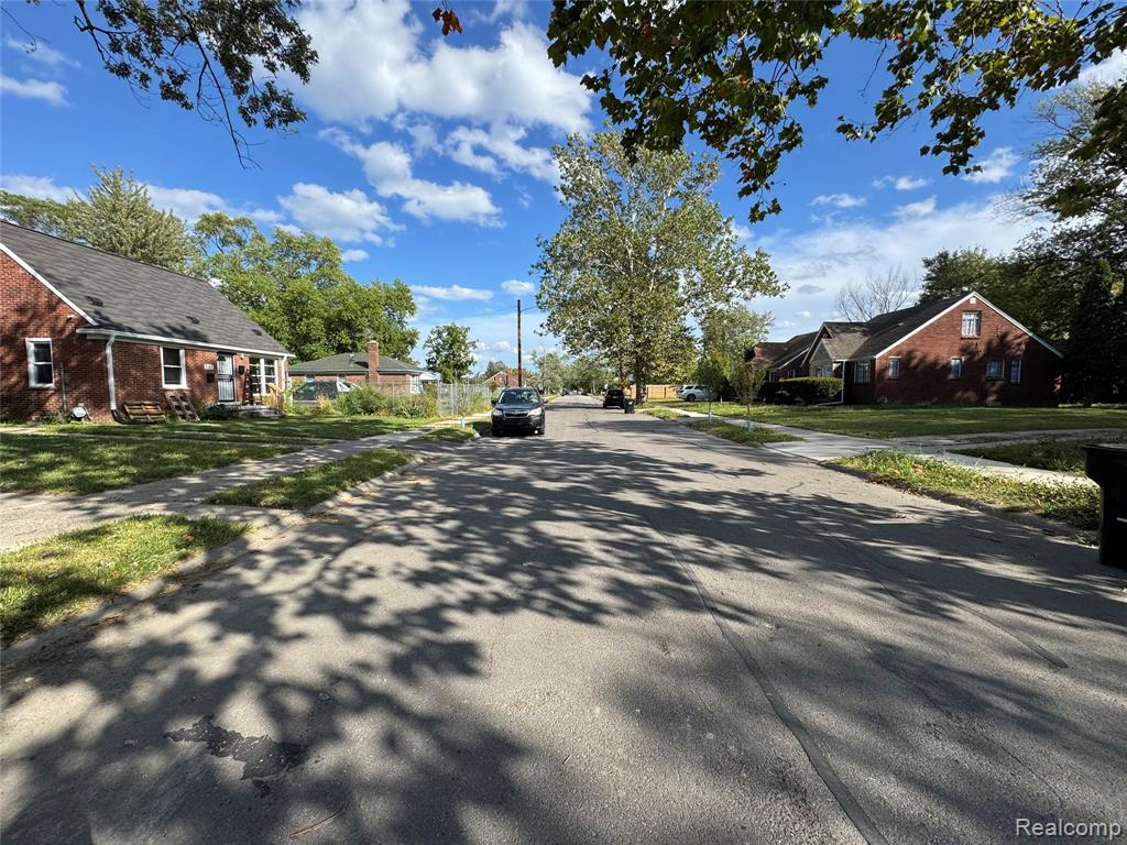 9801 Kensington Avenue, Detroit, MI 48224 — Photo 20