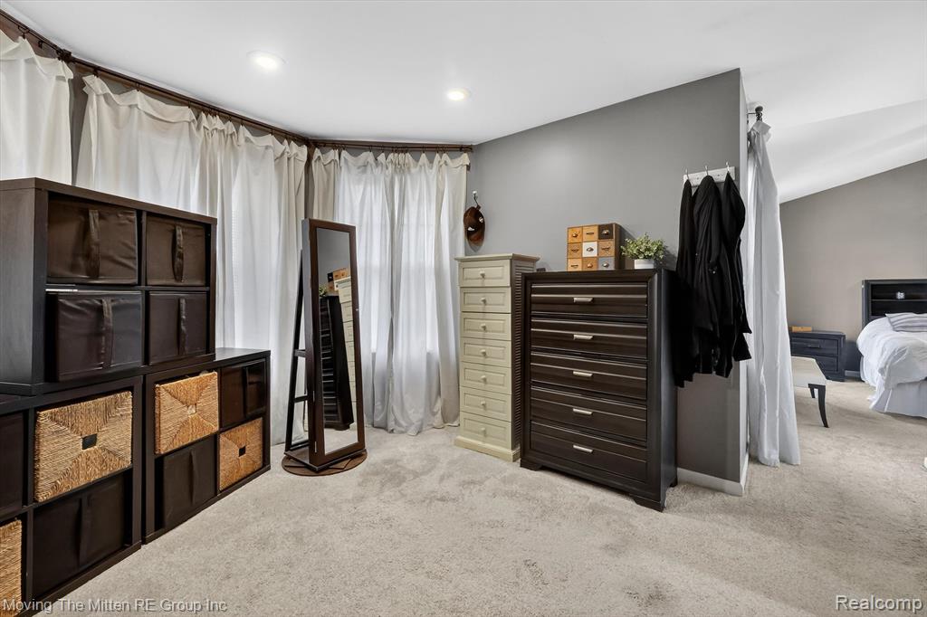 10129 Walnut Shores Drive, Fenton, MI 48430 — Photo 24
