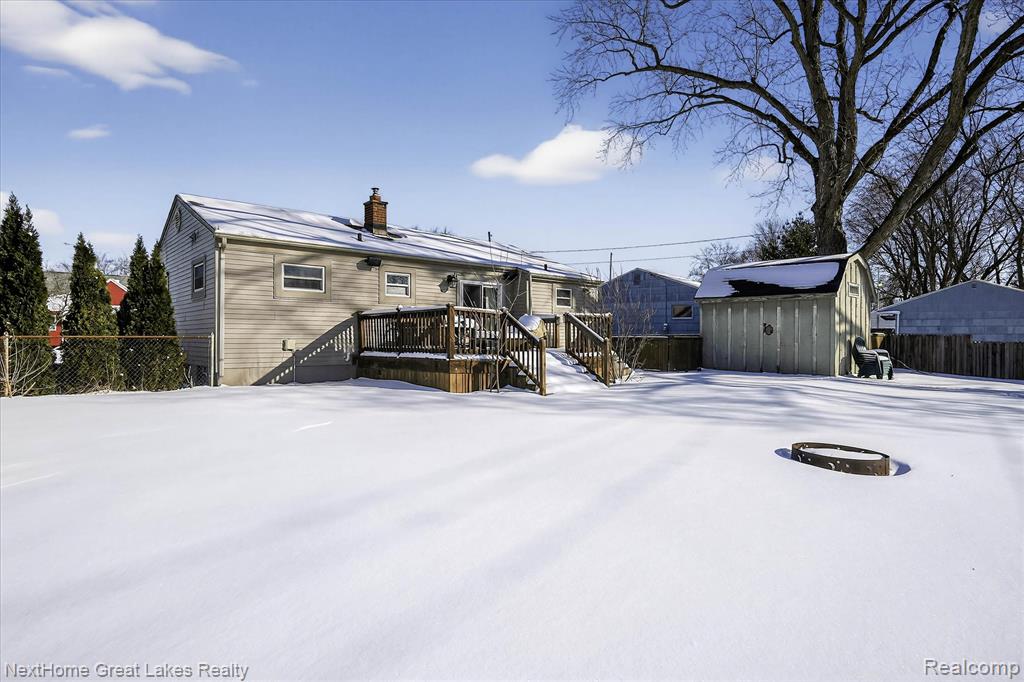 819 Southwood Drive, Fenton, MI 48430 — Photo 36