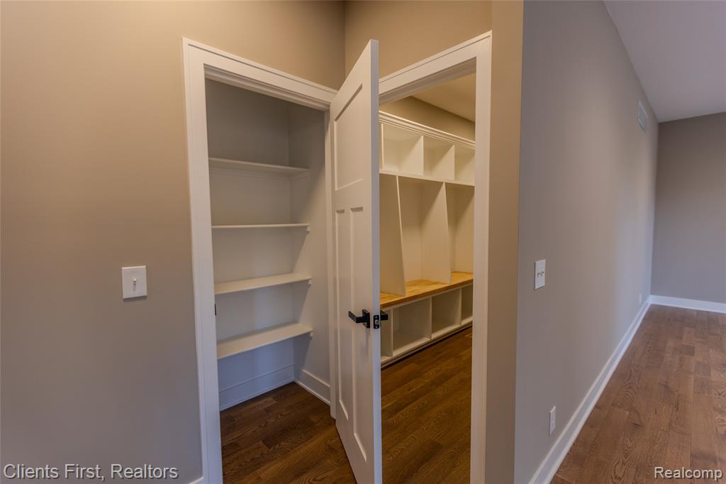 924 Carrington Drive, Northville, MI 48167 — Photo 25