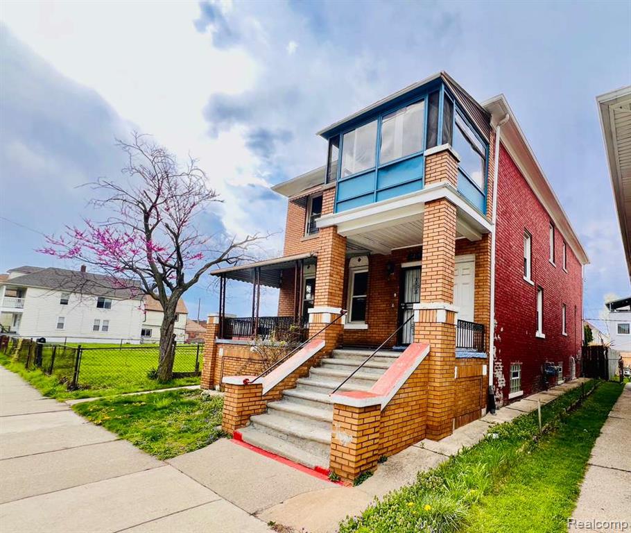 3215 Evaline Street, Hamtramck, MI 48212 — Photo 7