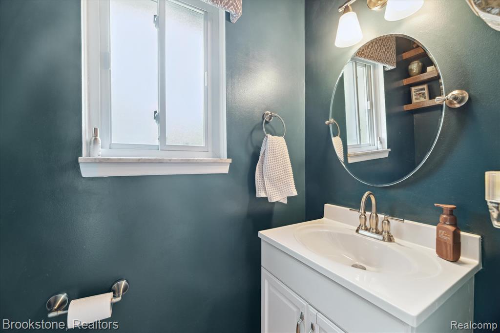 5007 Clearview Drive, Clarkston, MI 48348 — Photo 15