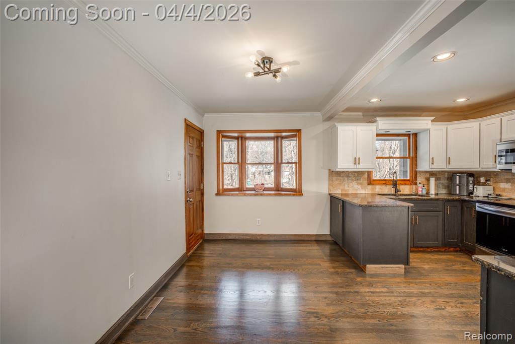 8183 Reese Road, Clarkston, MI 48348 — Photo 6