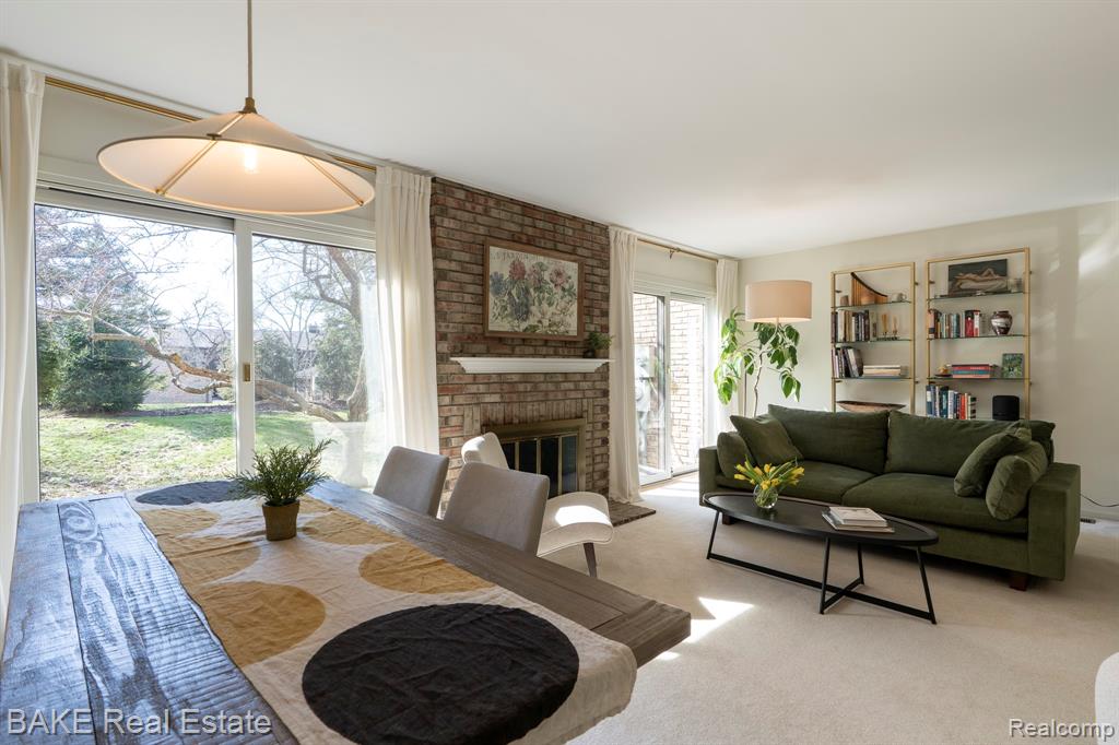 881 Greenhills Drive, Ann Arbor, MI 48105 — Photo 13