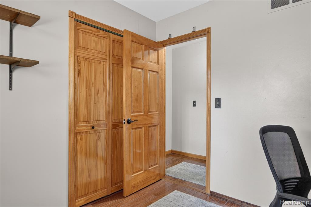 44100 Somerset Square, Canton, MI 48187 — Photo 25