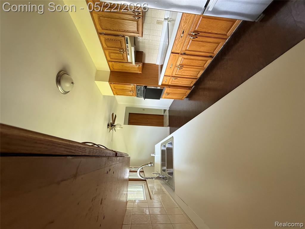 4868 Monica Street, Auburn, MI 48611 — Photo 9