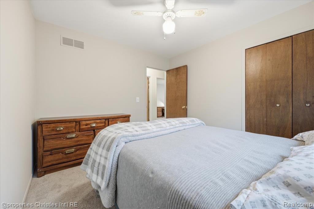24289 Dale Avenue, Eastpointe, MI 48021 — Photo 22