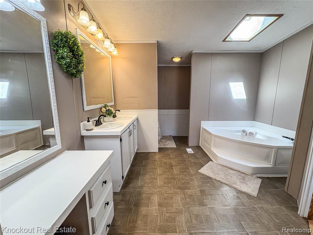 7760 Bell Road, Birch Run, MI 48415 — Photo 31