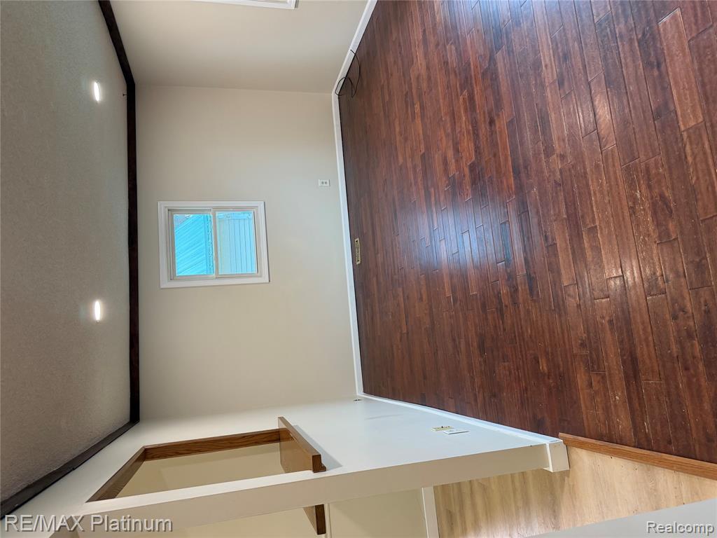 1475 Cutler Street, Burton, MI 48509 — Photo 14