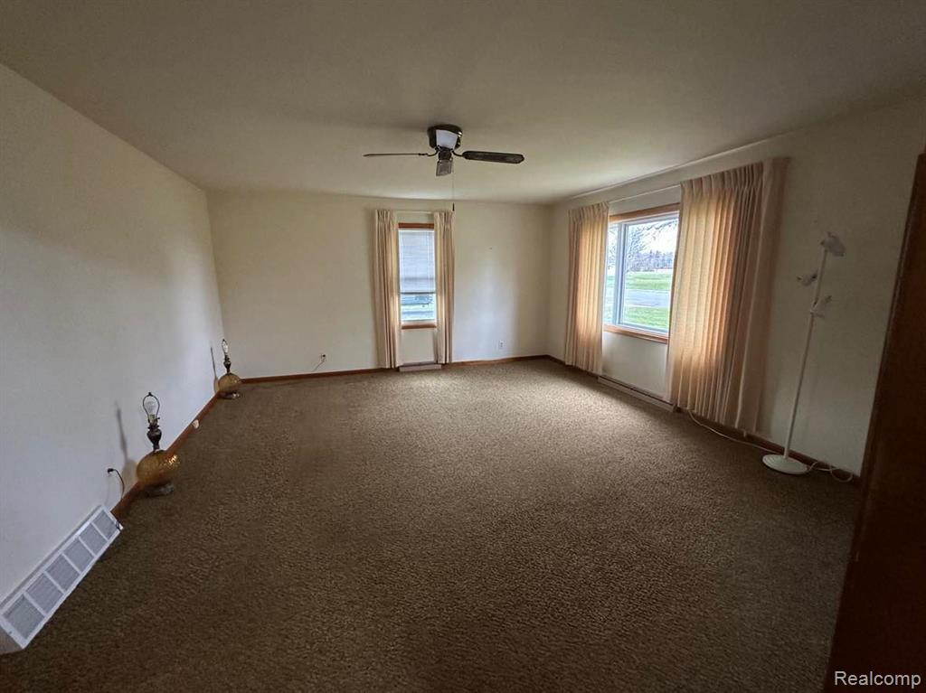 724 LYTLE Avenue, Harbor Beach, MI 48441 — Photo 10