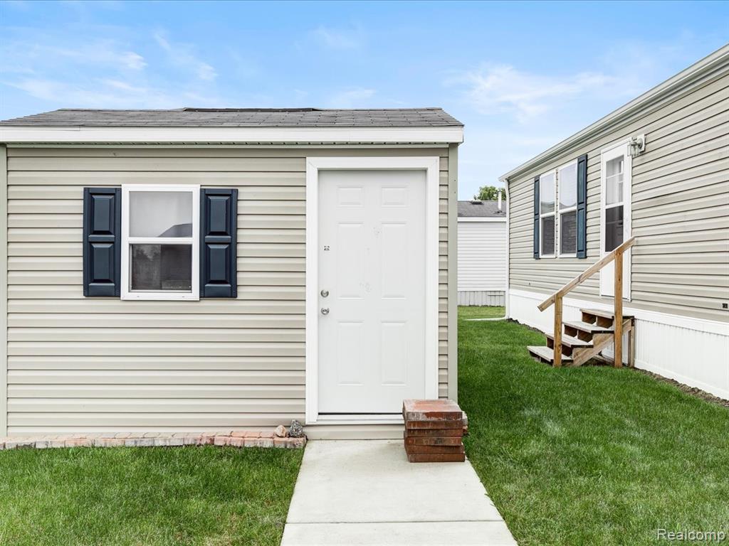 265 Westbrook Court, Port Huron, MI 48060 — Photo 4