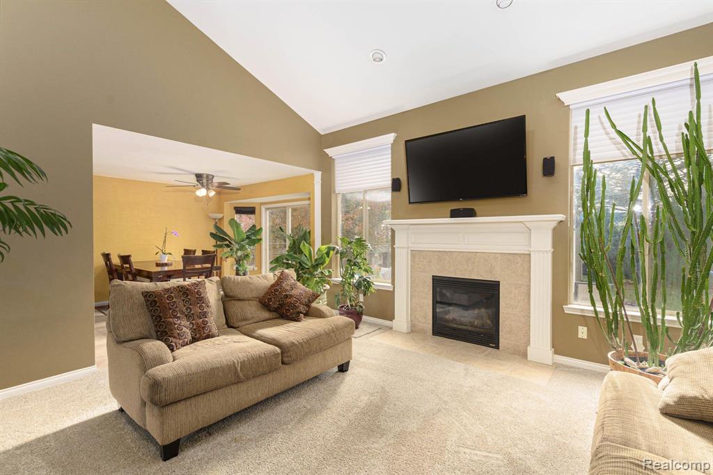 230 E Elizabeth Street, Lake Orion, MI 48362 — Photo 18