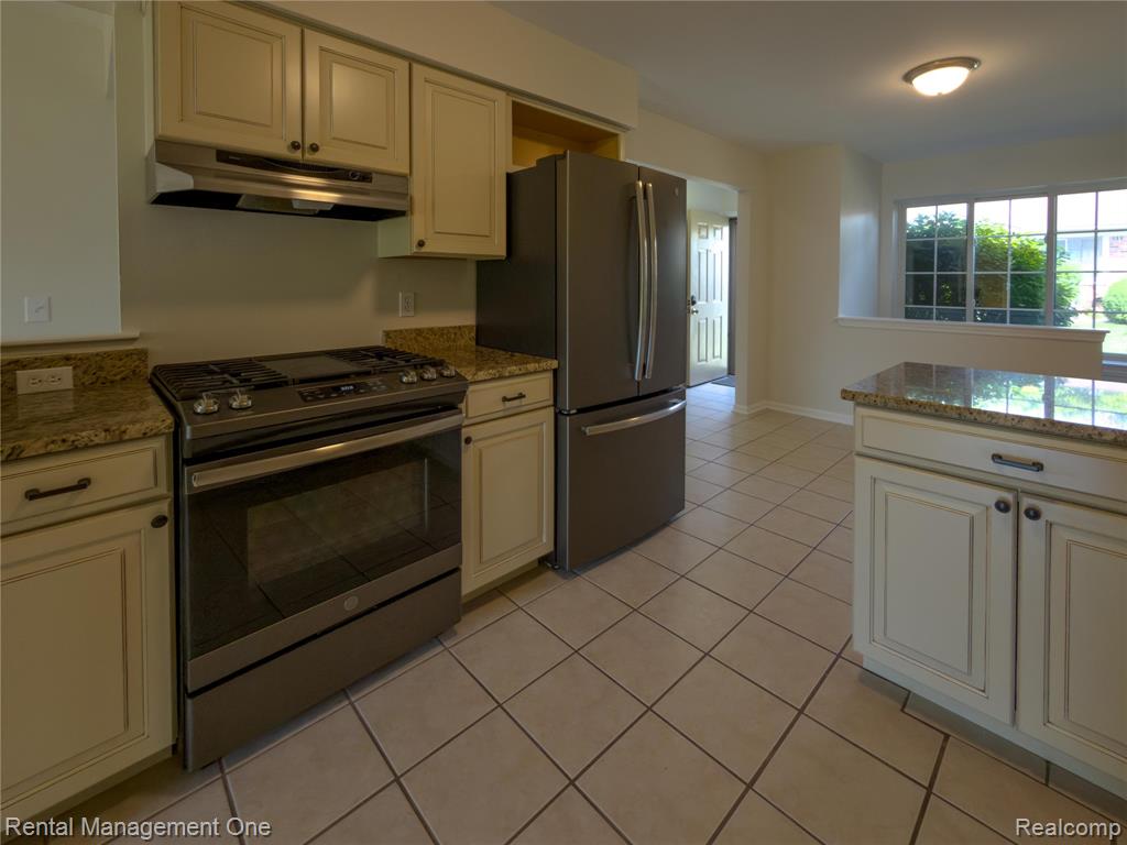 11575 Lynhurst Drive, Washington, MI — Photo 19