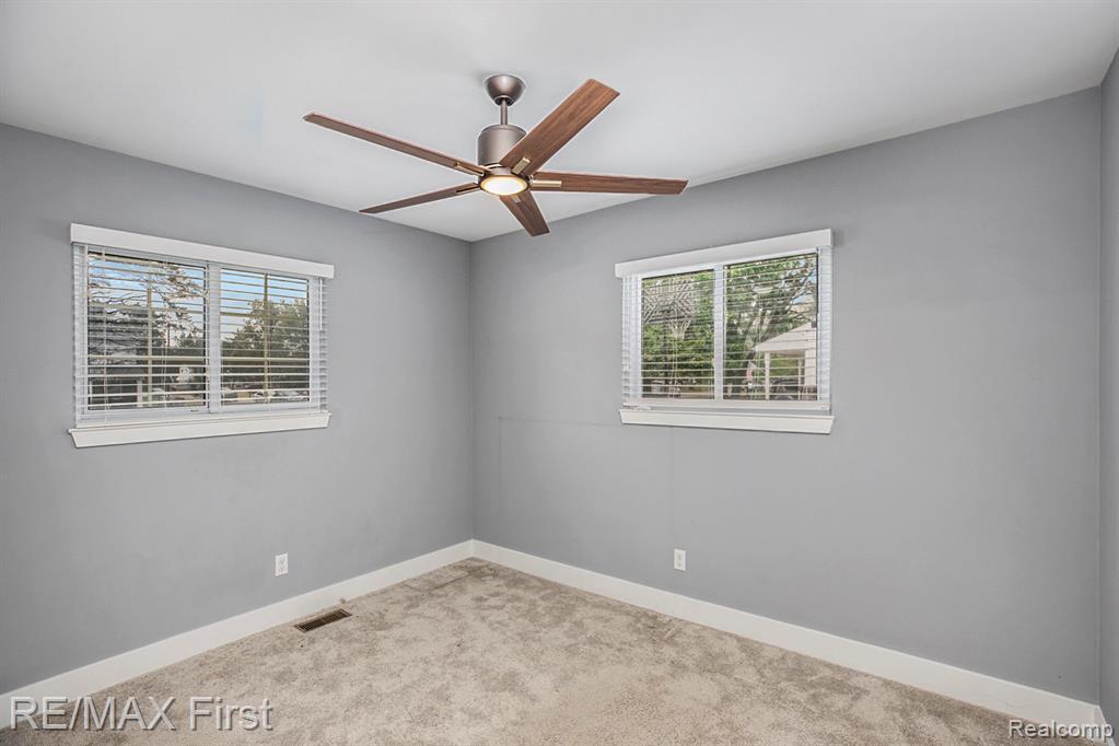 7184 Dur Moll Avenue, Shelby Twp, MI 48317 — Photo 23