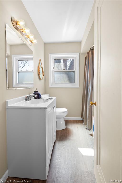 20488 FLEETWOOD Drive, Harper Woods, MI 48225 — Photo 17