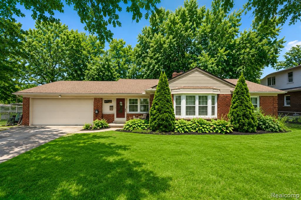 45520 Deshon Street, Utica, MI 48317 — front exterior
