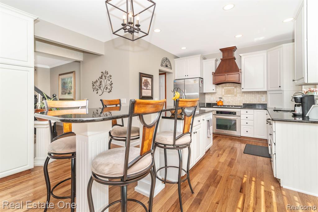 59633 Trena Lane, South Lyon, MI 48178 — Photo 12