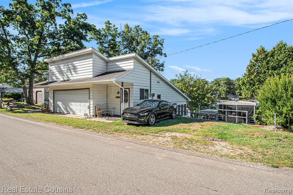 1734 Forest Road, Harrison, MI 48625 — Photo 3