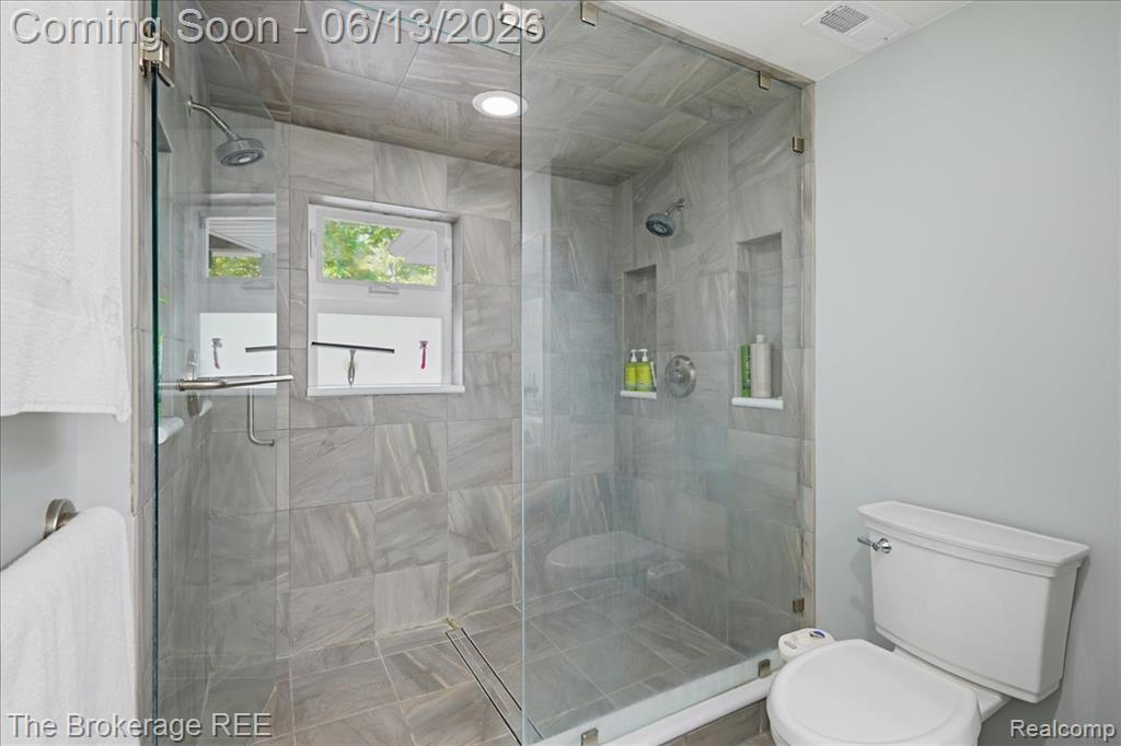 261 Reymont Road N, Waterford, MI 48327 — Photo 15