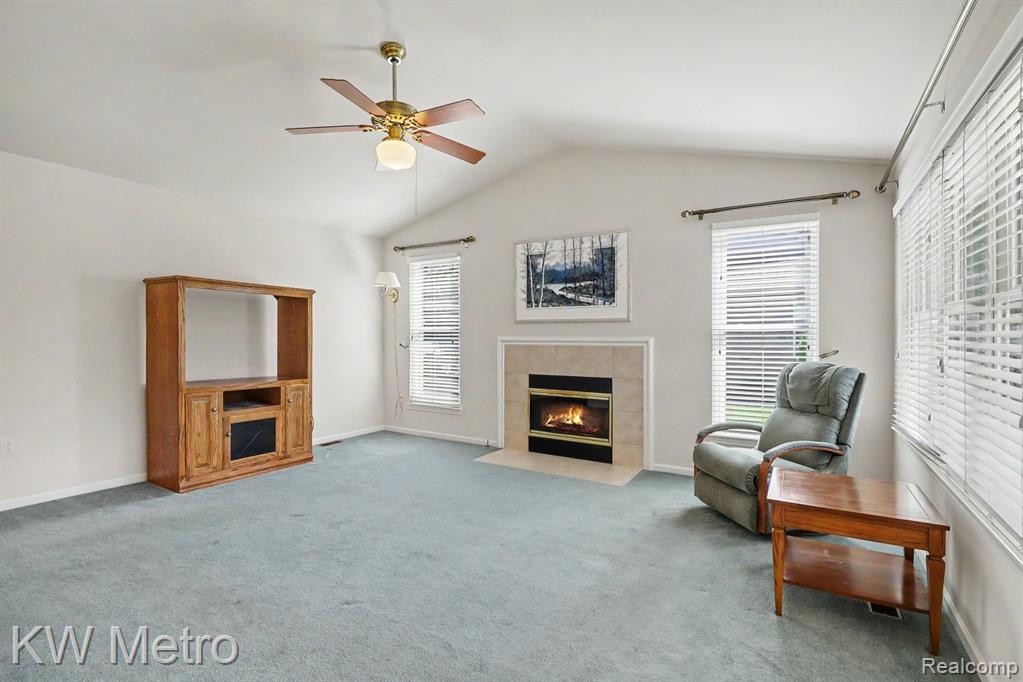 41273 Greenspire Drive, Clinton Twp, MI 48038 — Photo 9