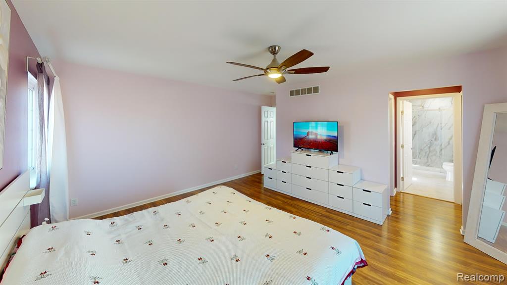 7724 PIONEER Drive, Ypsilanti, MI 48197 — Photo 41