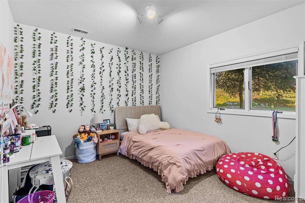 8460 Maurice Lane, Flushing, MI 48433 — Photo 40