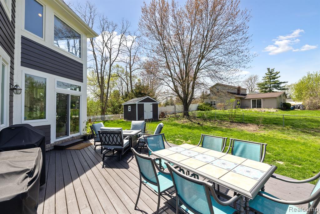 7520 FAIRVIEW Drive, Goodrich Vlg, MI — Photo 47
