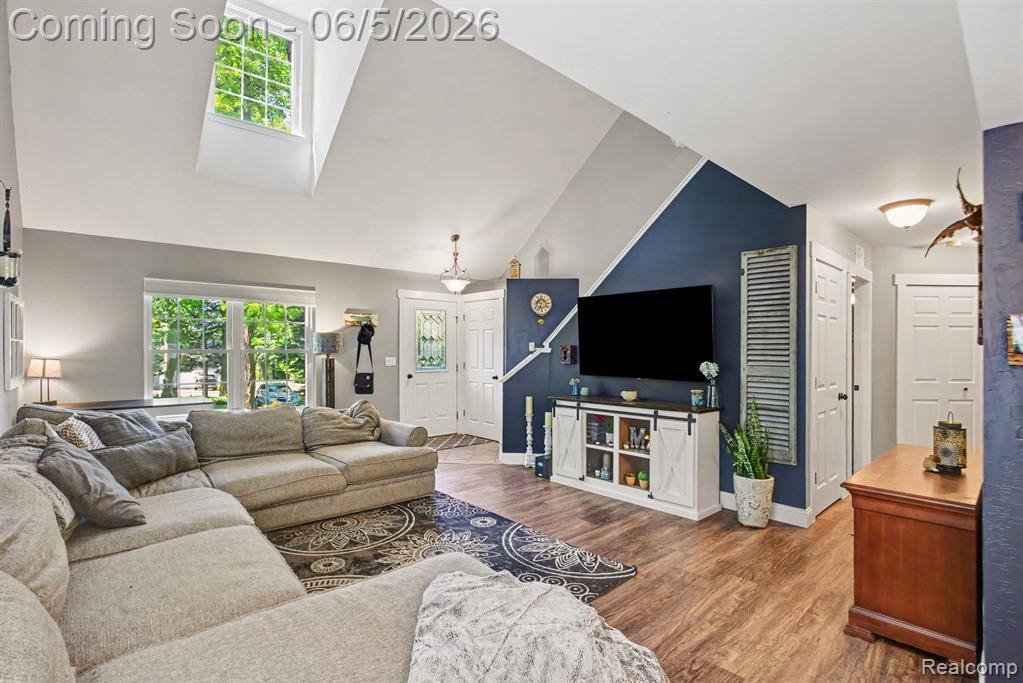 9790 Norman Road, Clarkston, MI 48348 — Photo 3