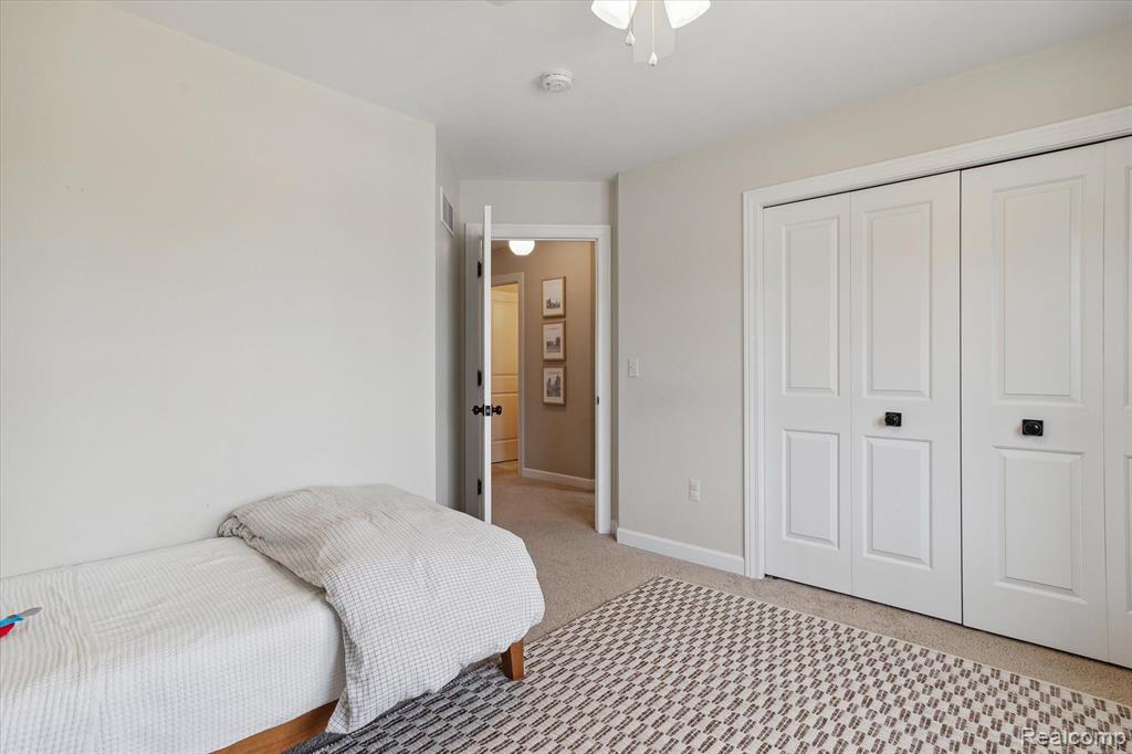6884 WELLINGTON Drive, Dexter, MI 48130 — Photo 40