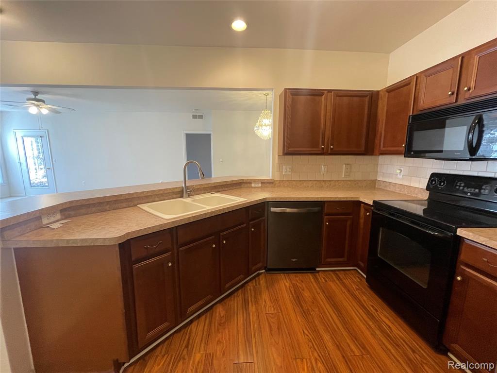 44272 Princeton Drive, 159, Clinton Twp, MI 48038 — Photo 16