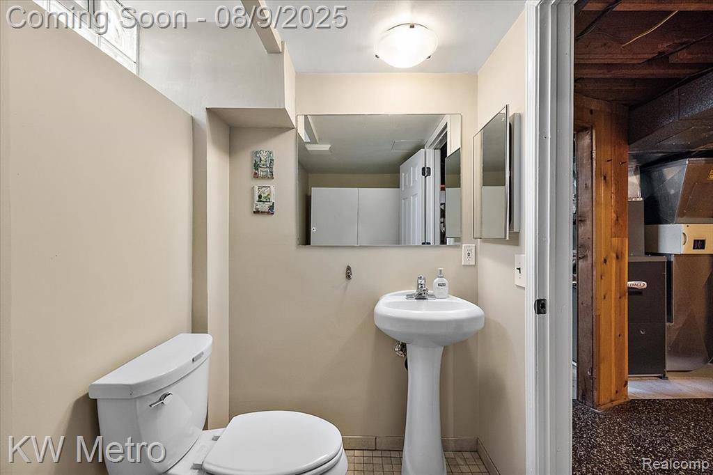 18241 Dunblaine Avenue, Beverly Hills, MI 48025 — Photo 73