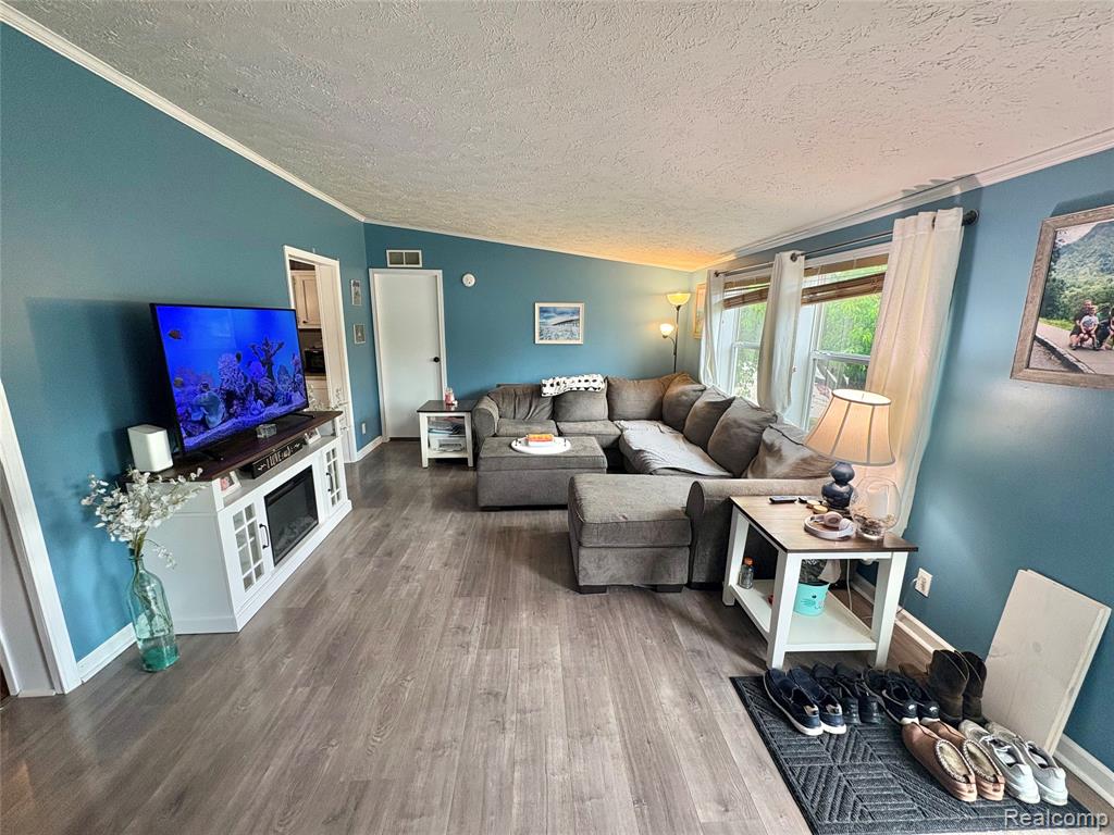 4729 Turtle Creek Drive, Howell, MI 48843 — Photo 9