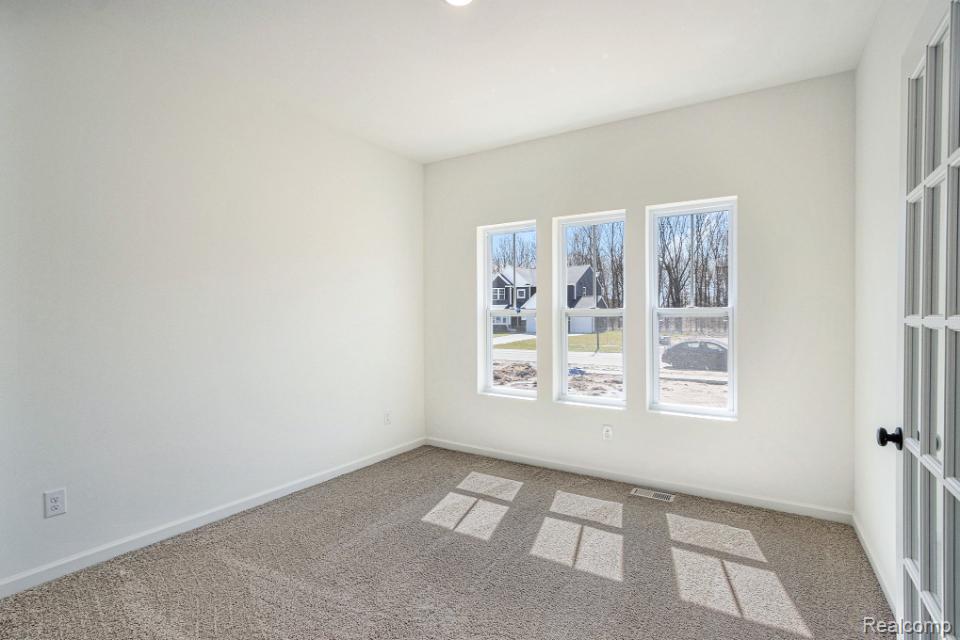 5421 Lily Ann Lane, Dryden, MI 48428 — Photo 9