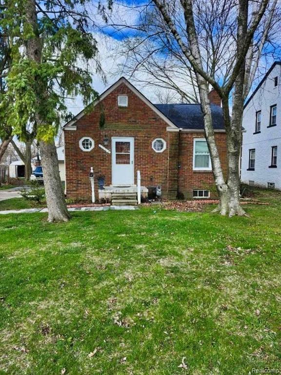 7129 BERWYN Street, Dearborn Heights, MI 48127 — front exterior