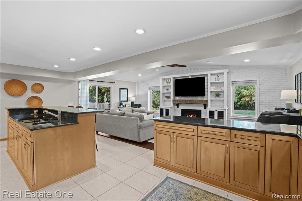 44650 W 11 Mile Road, Novi, MI — Photo 13