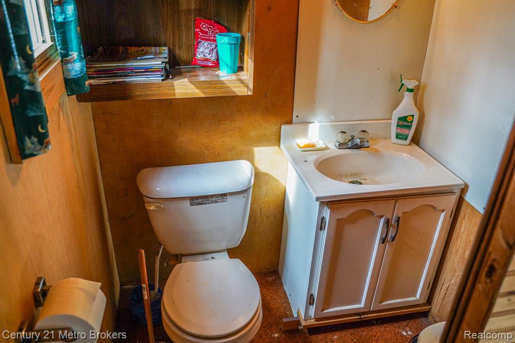 21821 Krenkel, Newberry, MI 49868 — Photo 11