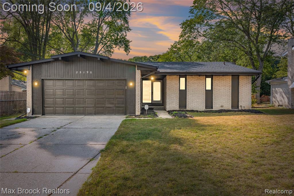25190 Thorndyke Street, Southfield, MI 48033