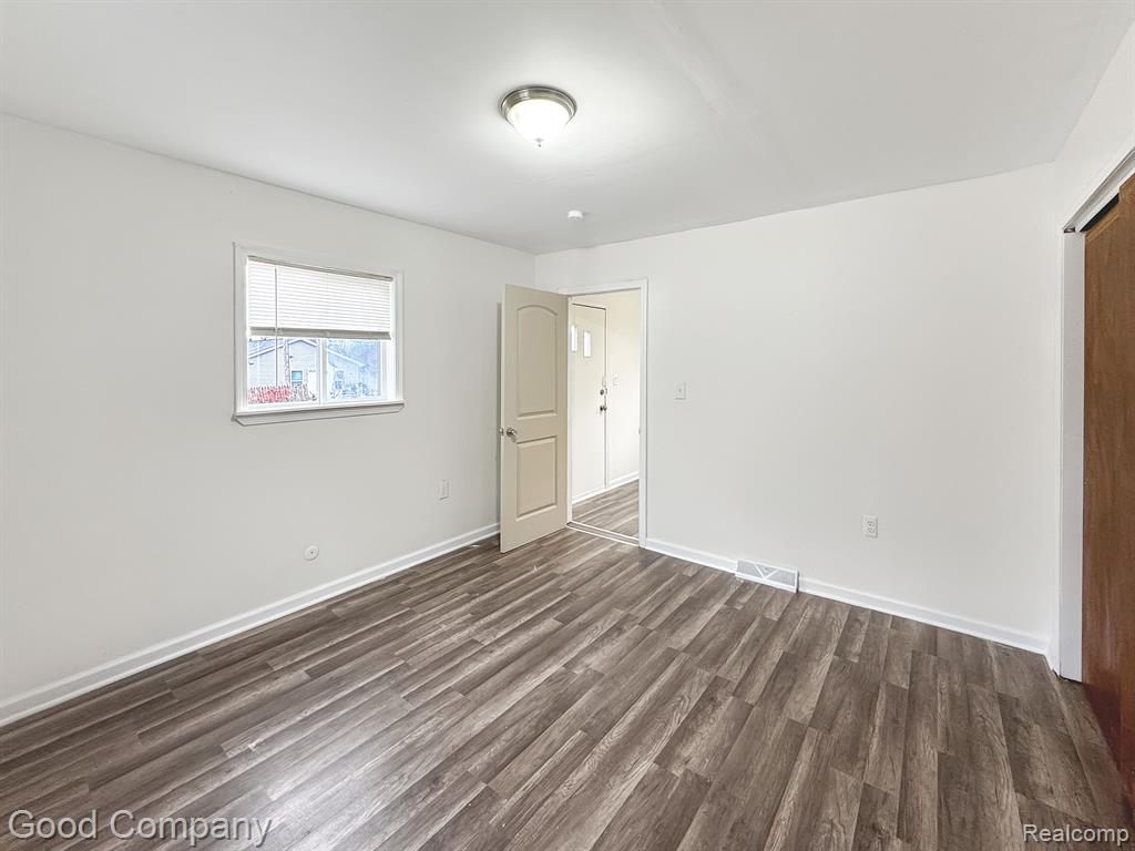 81 S TASMANIA Street, Pontiac, MI 48342 — Photo 20
