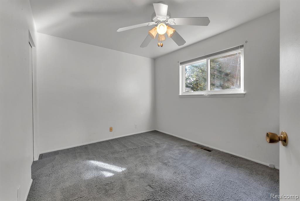 578 Newport Road, Carleton, MI 48117 — Photo 21