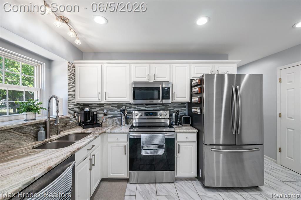 41222 Bermuda Drive, Sterling Heights, MI 48314 — Photo 10