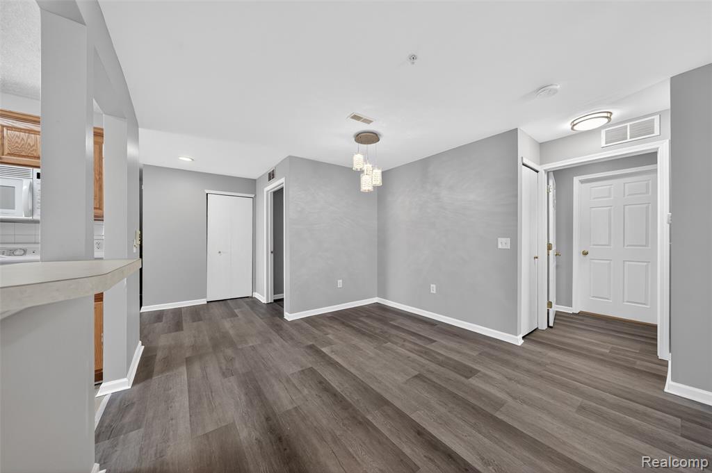852 Brandon Avenue, Pontiac, MI 48340 — Photo 15