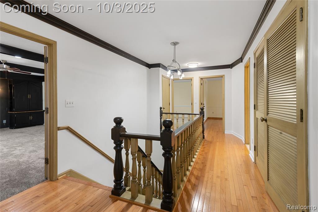 5130 Lake Bluff Rd, West Bloomfield, MI 48323 — Photo 17