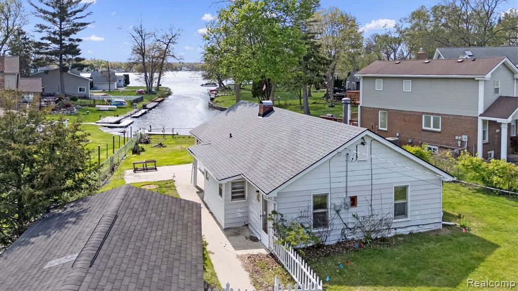 8294 Lagoon Street, Commerce Twp, MI 48382 — Photo 6