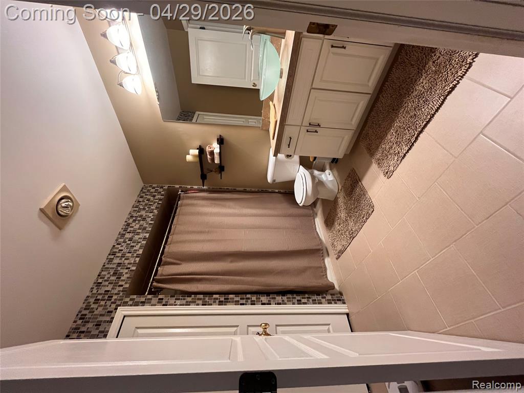 800 Saint Johns Boulevard, Lincoln Park, MI 48146 — Photo 12
